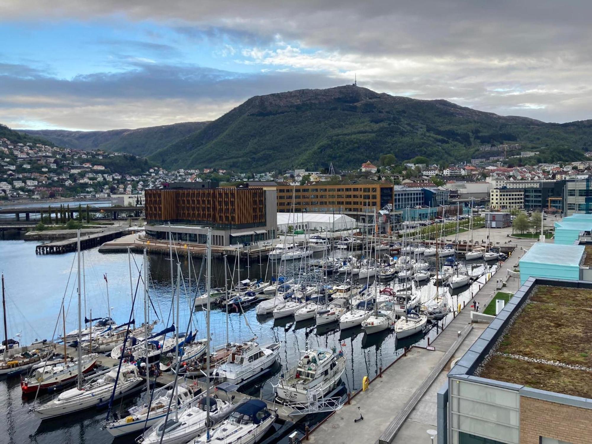 Modern Apartment - Amazing Terrace And Fjord View, Close To City Center Bergen Eksteriør billede